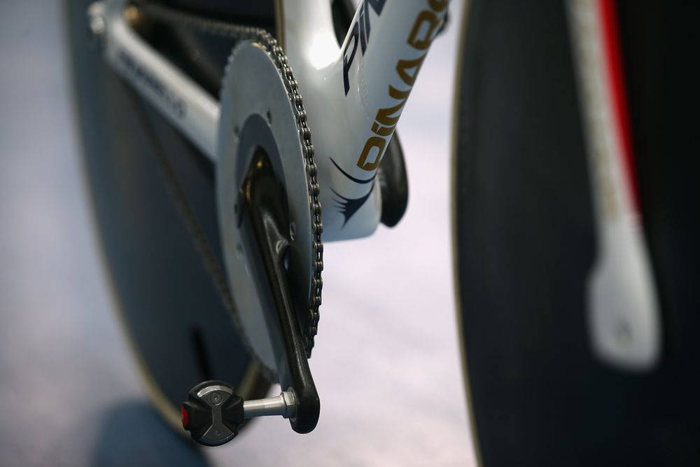 Wiggins' bike has a re-shaping of the chain ring and hubs for further aerodynamic benefits.