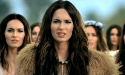 Megan Fox stars as duplicate versions of herself in this random commercial for a Brazilian school's English language class.