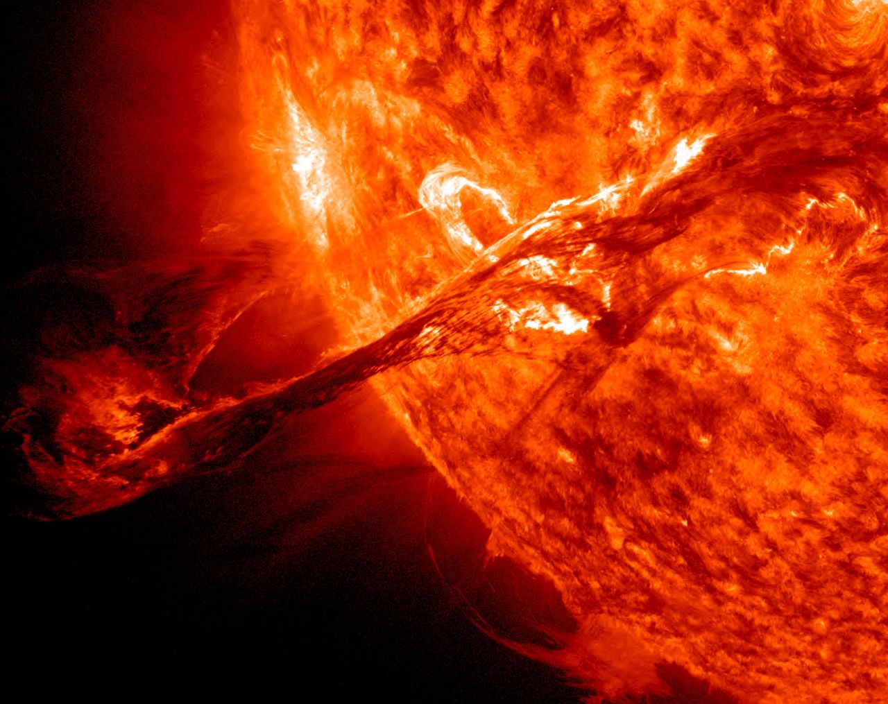 Coronal mass ejection. 