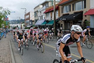 Peace Arch News Road Race - Local riders wrap up BC Superweek with an impressive closing kick
