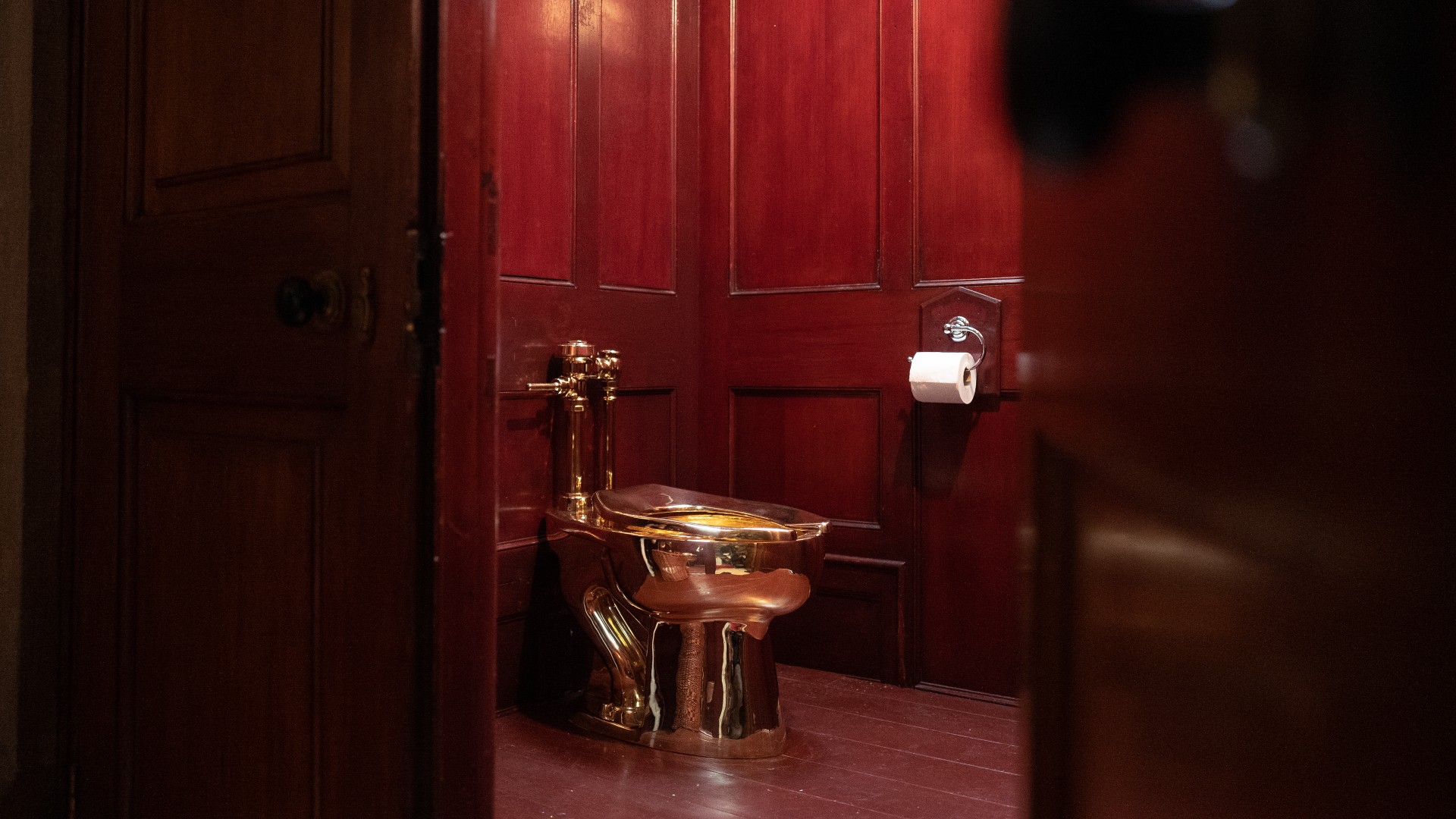 The golden toilet of Blenheim Palace