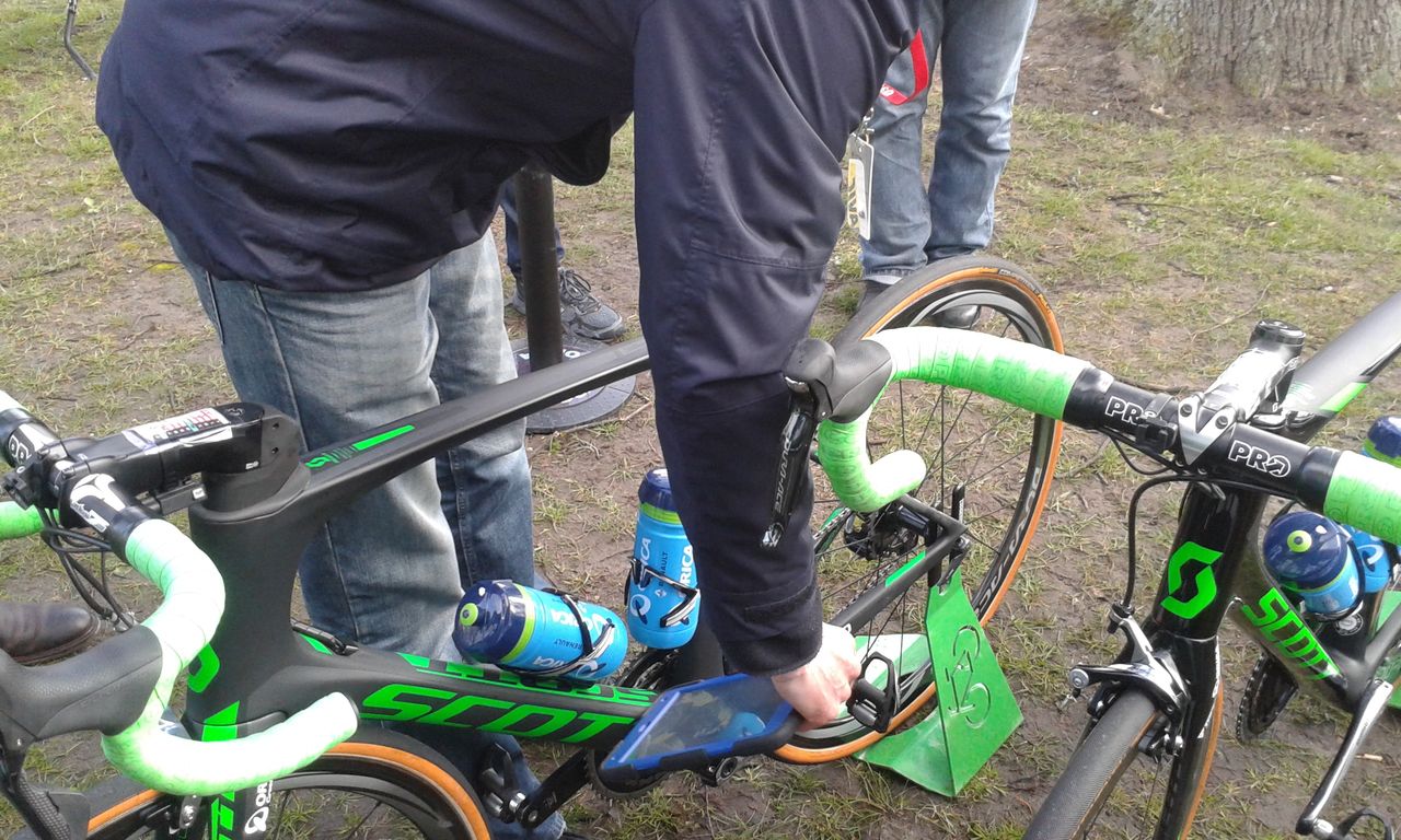 The UCI check for mechanical doping at Paris-Roubaix