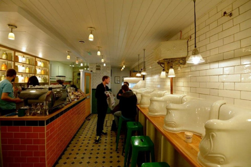 londons-15-most-offbeat-cafes-6-1556671269-tOZ1-column-width-inline