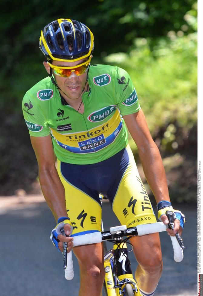 Contador attacks