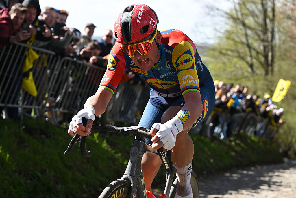 OUDENAARDE, BELGIUM - APRIL 05: Mads Pedersen of Denmark and Team Lidl - Trek competes in the chase group passing through the Oude Kwaremont cobblestones sector while fans cheer during the 110th Tour of Flanders - Ronde van Vlaanderen 2026 - Men's Elite a 278.6km one day race from Antwerp to Oudenaarde / #UCIWT / on April 05, 2026 in Oudenaarde, Belgium. (Photo by Dario Belingheri/Getty Images)