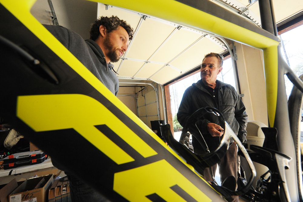 Chief team mechanic Casey Magner with Jim Felt