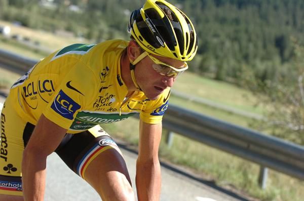 Thomas Voeckler (Europcar) in yellow