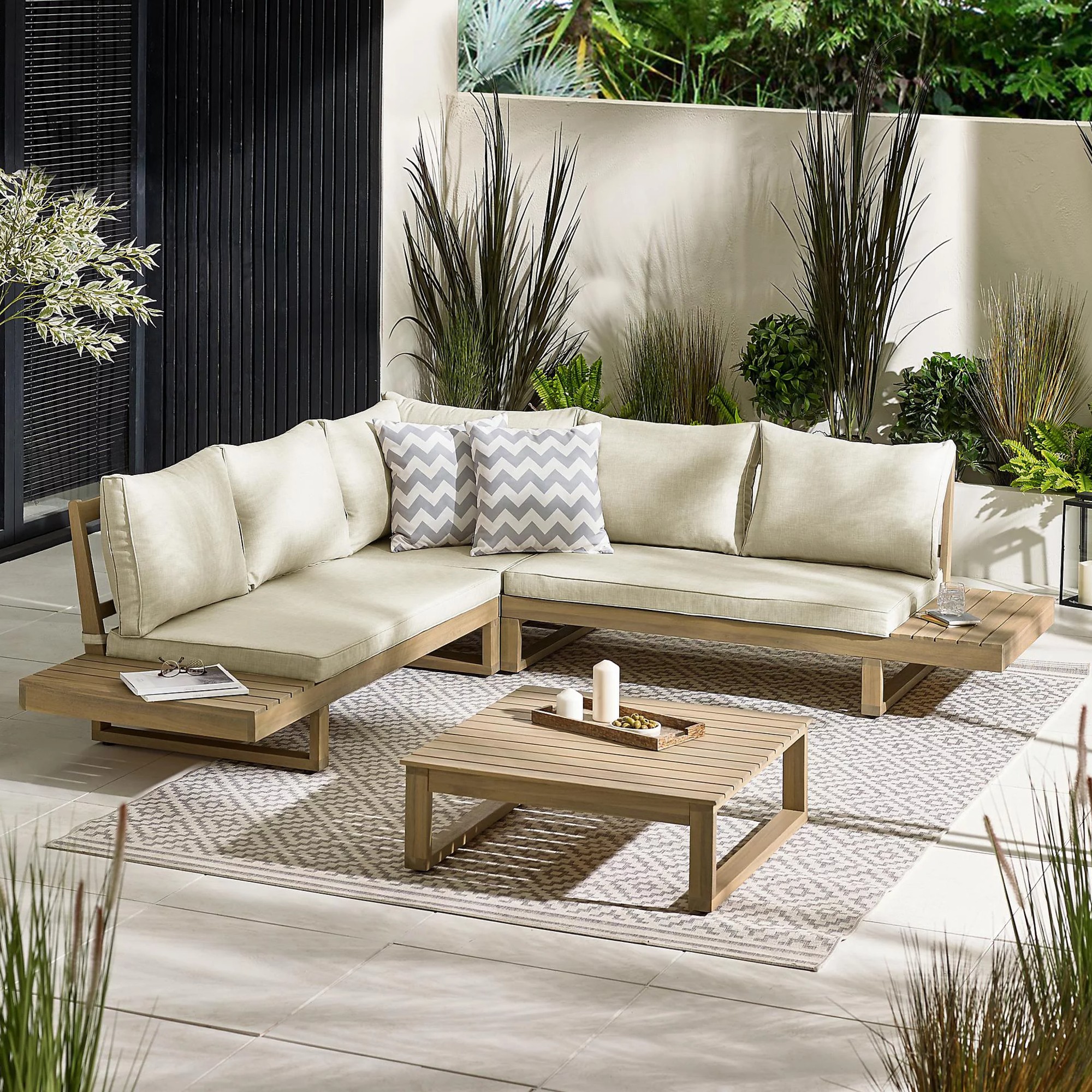 Furniturebox Brisa Wooden Garden Sofa Set