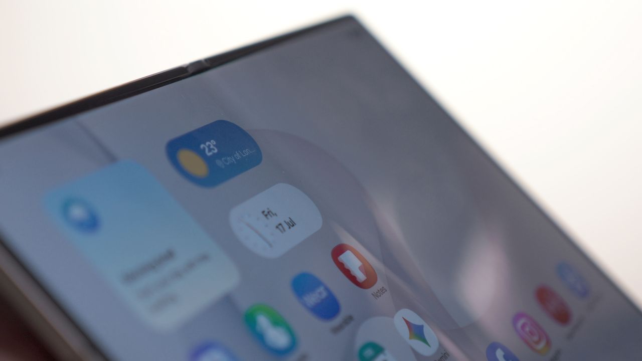 Samsung Galaxy Z Fold 8 review