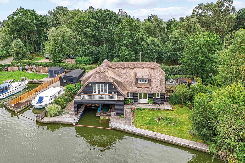 Riverside properties for sale: Waterside, South Walsham, Norfolk.