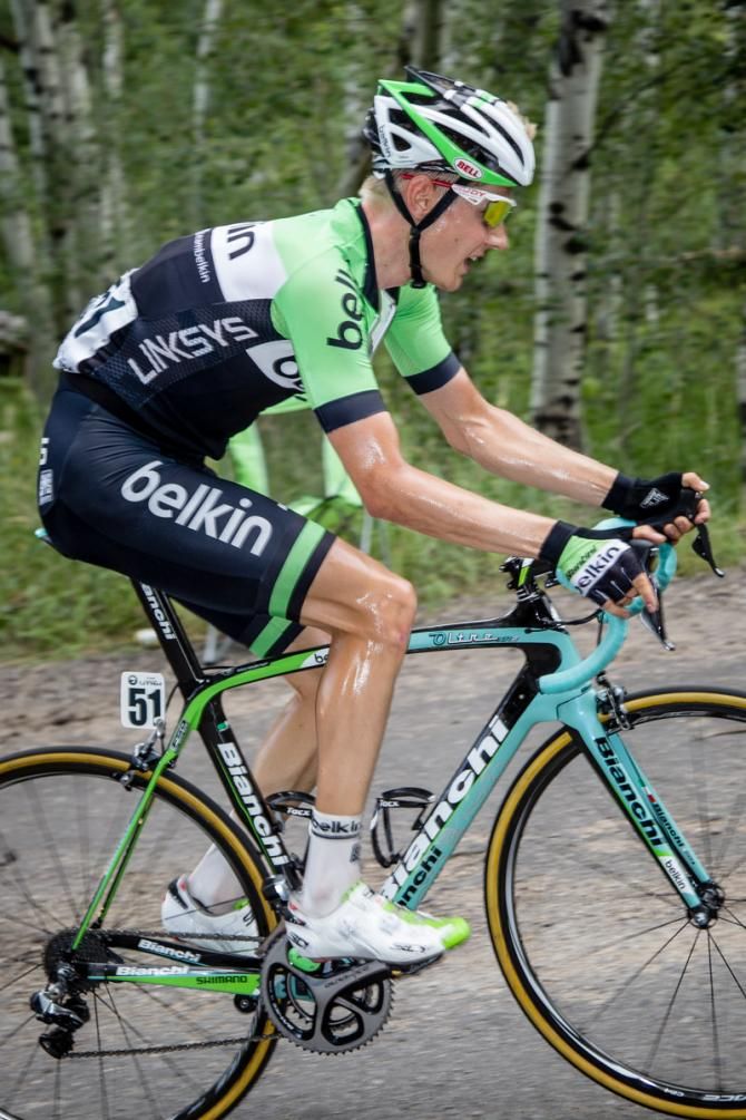 Wilco Kelderman (Belkin) goes hard on the climb