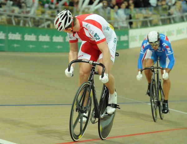 Damian Zielinski (Poland) was disqualified after this sprint with Denis Dmitriev (Russia).