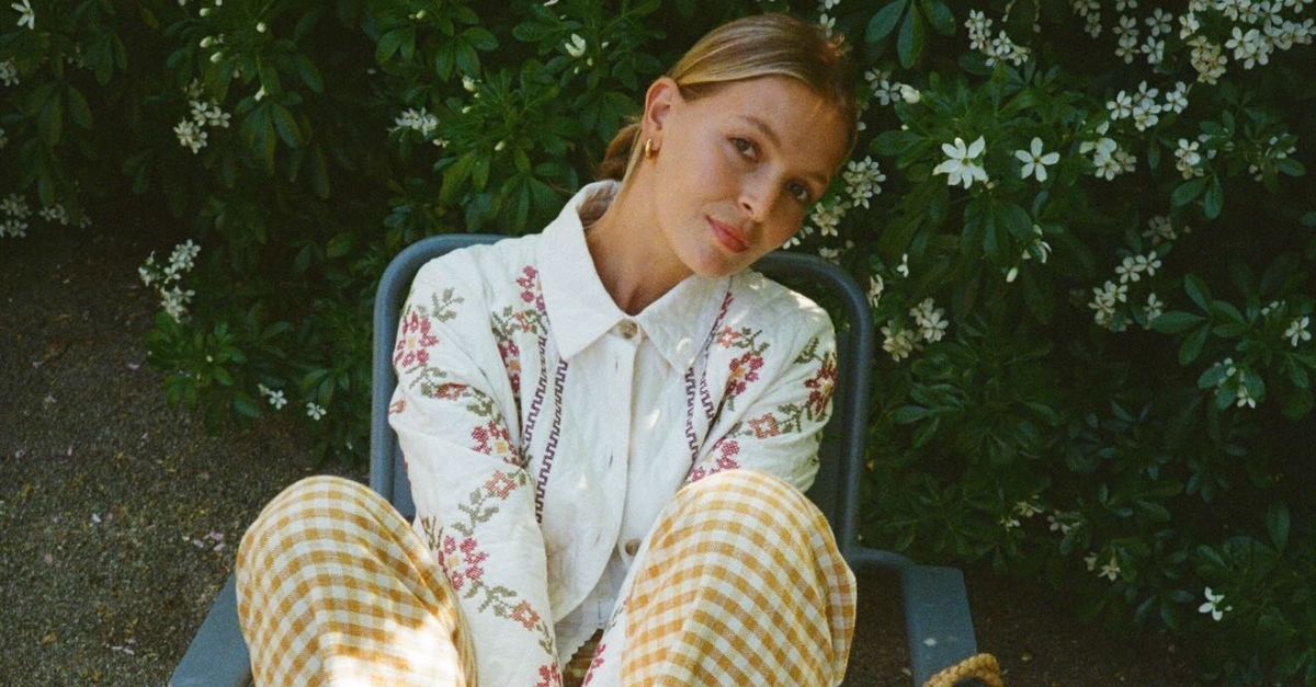 Chic Europeans Agree—This Summer Trouser Trend Rivals Jeans