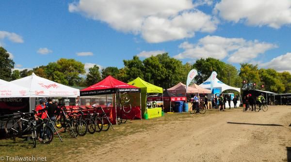 Factory tents lining the venue in Sun Prairie
