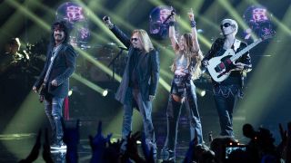 Motley Crue and Carrie Underwood on the set of American Idol