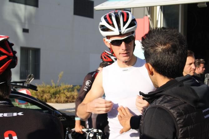 A quick change of clothing for Andy Schleck before the morning training ride