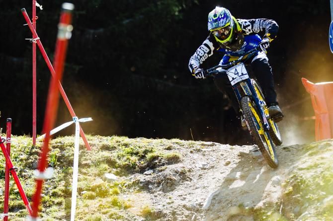 Sam Hill (Chain Reactions Cycles/Nukeproof) racing toward a win at the Meribel World Cup