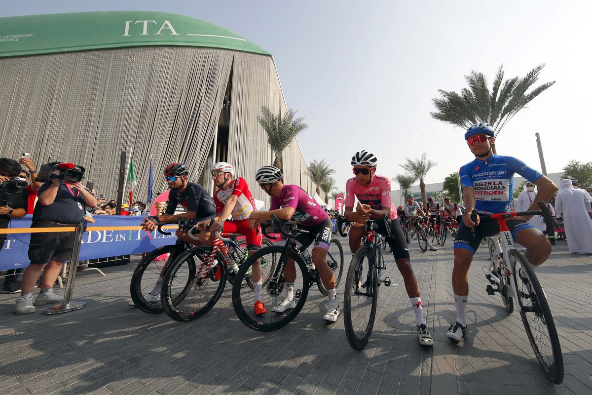 Giro dItalia Criteirum Expo 2020 Dubai 06112021 Filippo Ganna ITA Ineos Grenadiers Elia Viviani ITA Cofidis Peter Sagan SVK Bora Hansgrohe Egan Bernal COL Ineos Grenadiers Geoffrey Bouchard FRA AG2R Citroen Team photo Luca BettiniBettiniPhoto2021