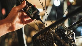 Best Chain Lubes For Road Gravel And Mtb Bike Perfect