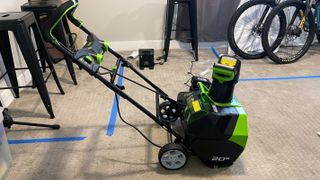 Greenworks 40V 20 Inch Cordless Single-Stage Snow Blower