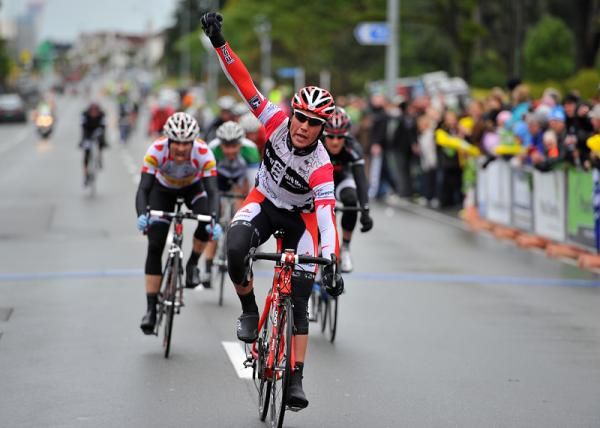 Patrick Bevin (Ascot Park Hotel) wins Stage 8 into Invercargill
