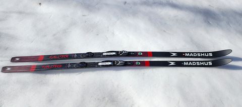 Madshus Fjelltech M50 skis in snow