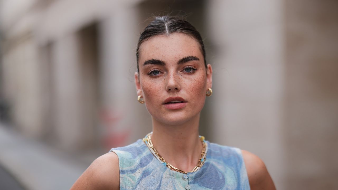 model with laminated eyebrows