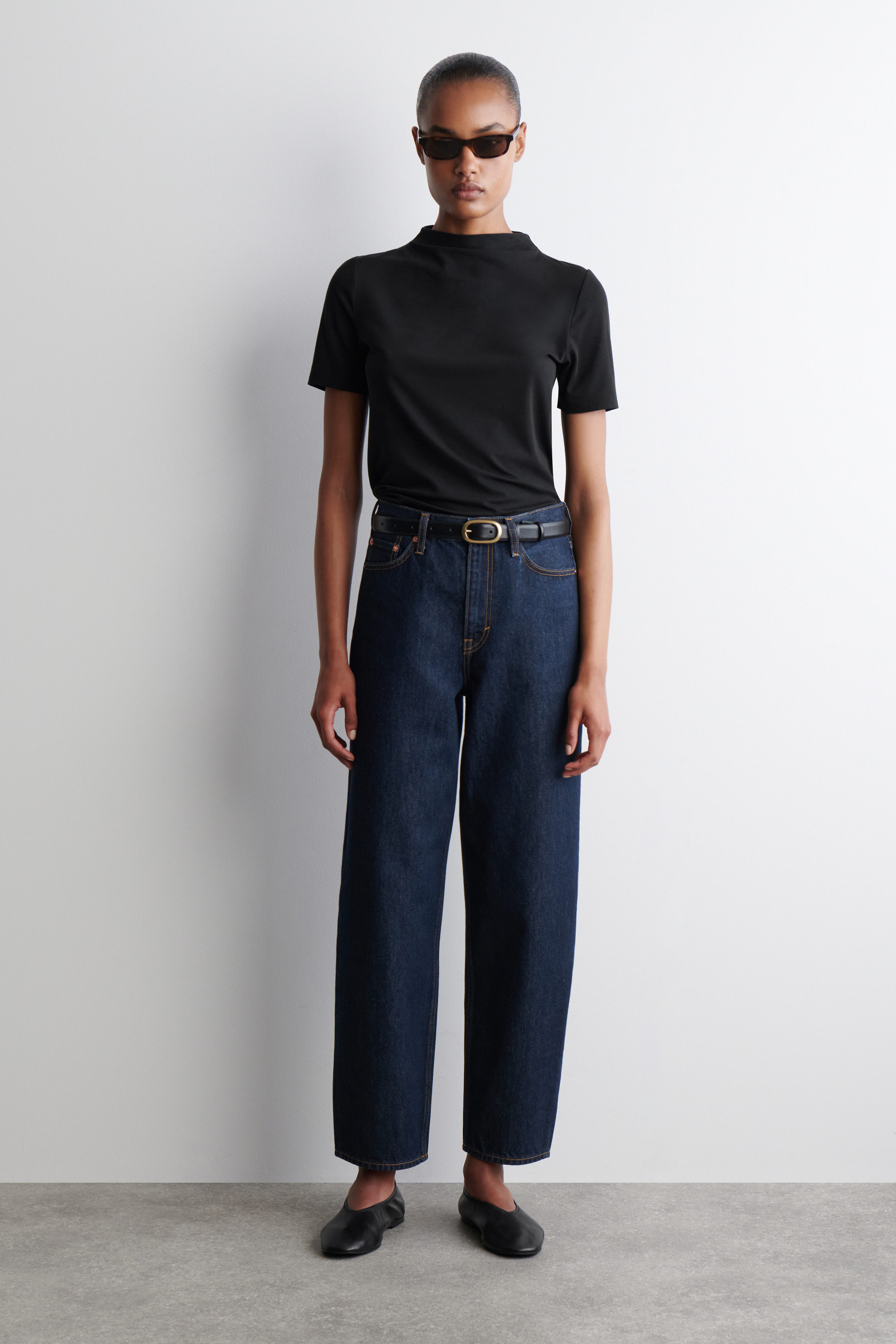 Arch Tapered Jeans
