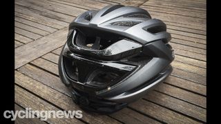 Giro Syntax MIPS road cycling helmet