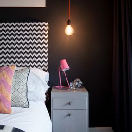 Picture of 5 things people with great-smelling guest rooms always do | Ideal Home