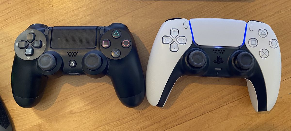 First PS5 hands-on: See DualSense in 
