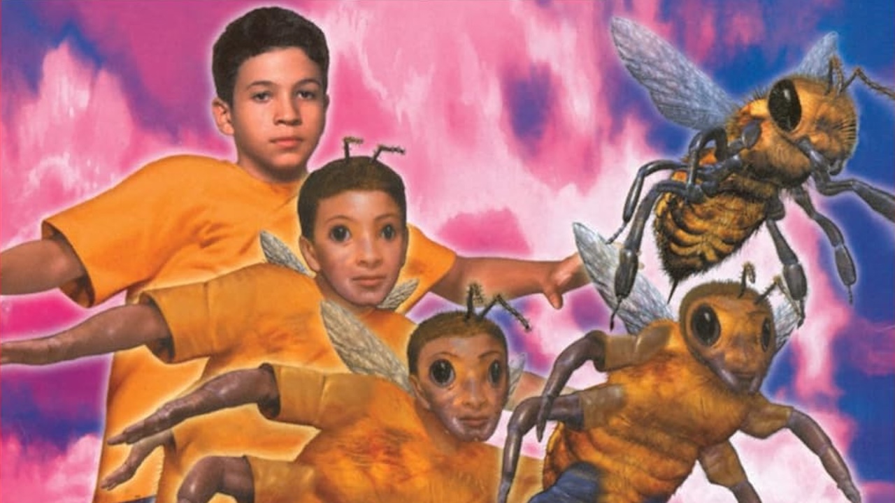 Cover of Animorphs #40 with Marco turning into a bee