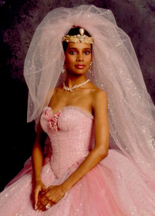 Shari Headley