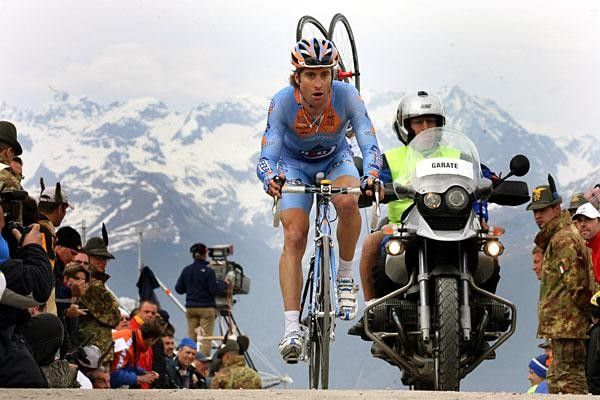 Vande Velde in the tough time trial up to the Plan de Corones.