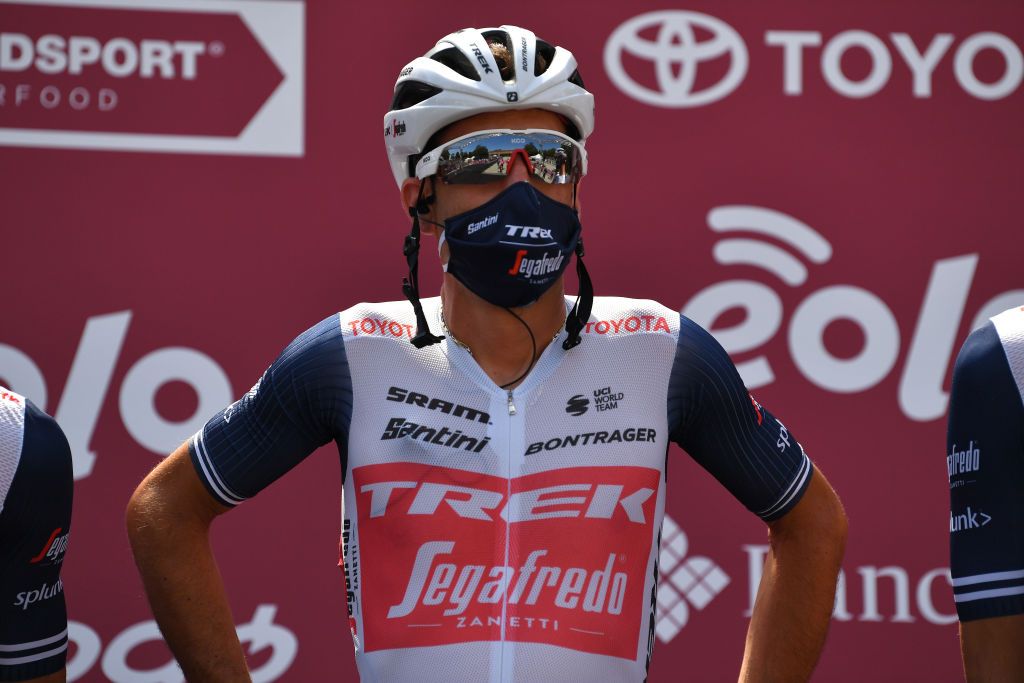 SIENA ITALY AUGUST 01 Start Vincenzo Nibali of Italy and Team TrekSegafredo during the Eroica 14th Strade Bianche 2020 Men a 184km race from Siena to SienaPiazza del Campo StradeBianche on August 01 2020 in Siena Italy Photo by Tim de WaeleGetty Images
