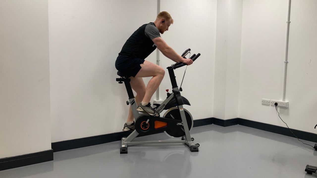 Fit&amp;Well testing the Yosuda Indoor Cycling Bike