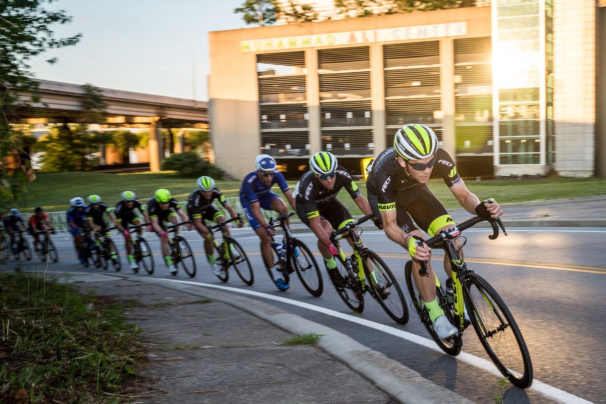 Holowesko leading the chase