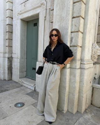 linen trousers influencer outfit