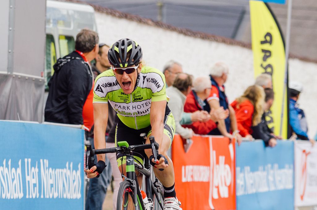 Stage 1 winner Natalie Van Gogh (Parkhotel Valkenburg Continental Team)