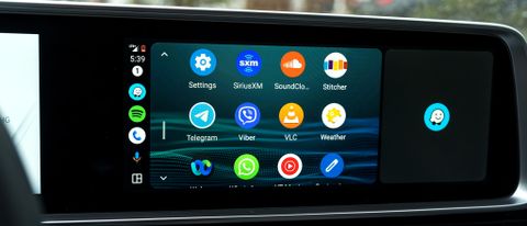 Hero image showing Android Auto screen app grid.