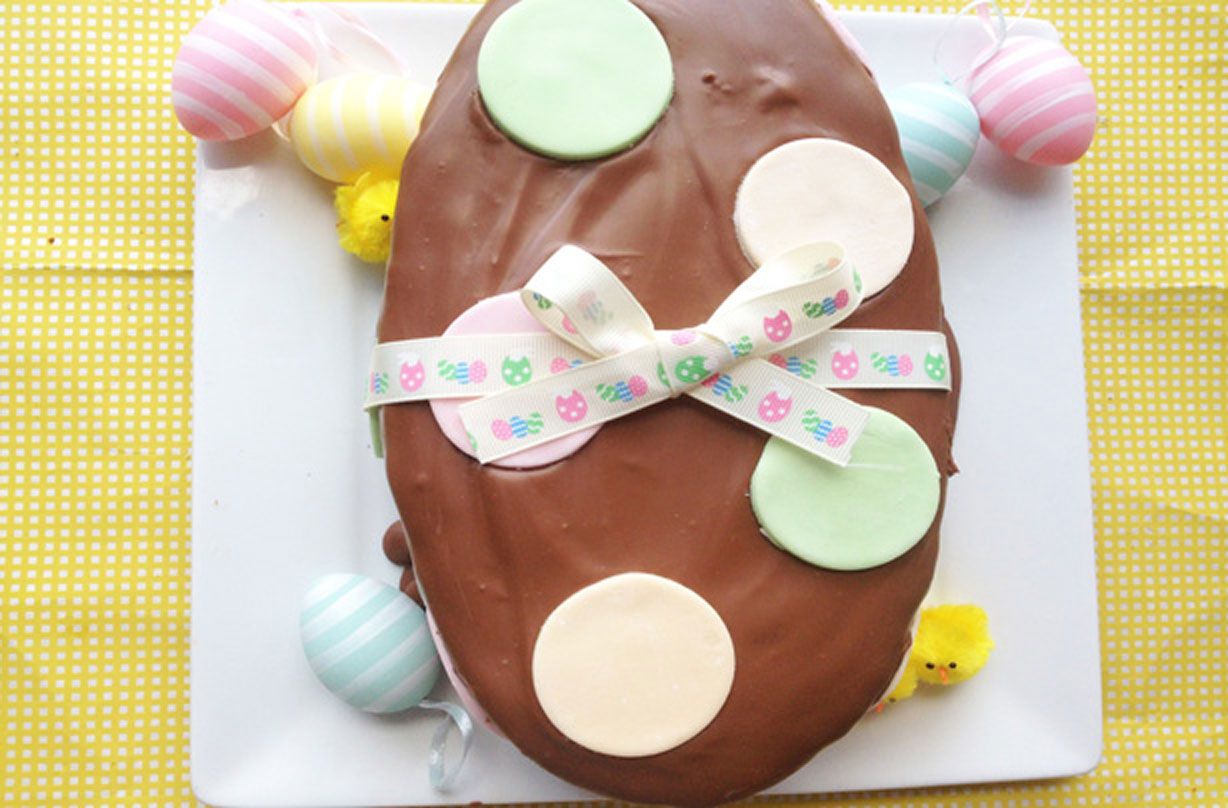 Easter egg cake