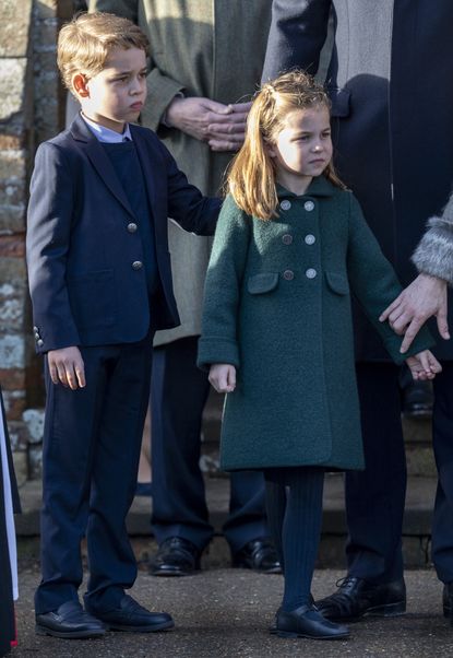 Kate Middleton and Prince William twin with mini-mes George and ...