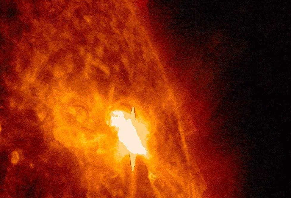 Heart-Shaped Sunspot Fires Off Powerful Flare (Video) | Space