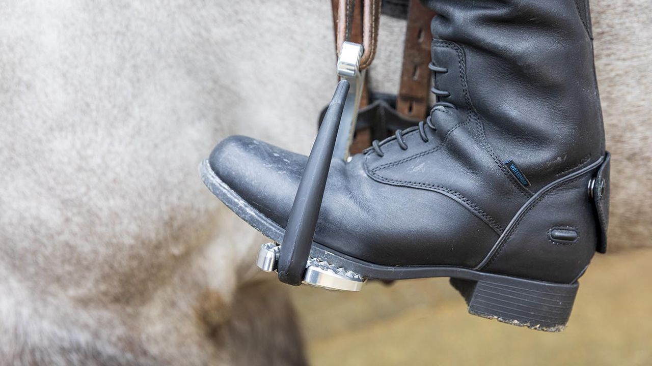 Jin Air stirrups review