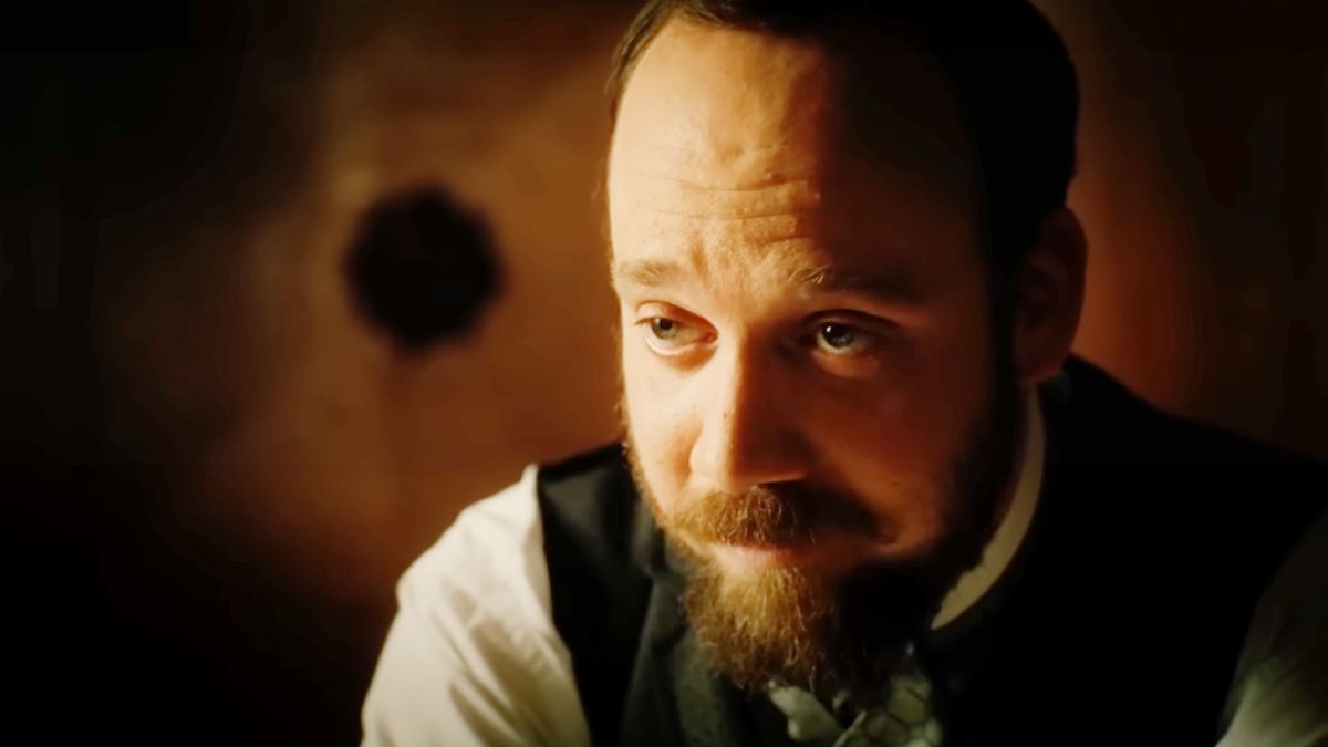 Paul Giamatti in The Illusionist