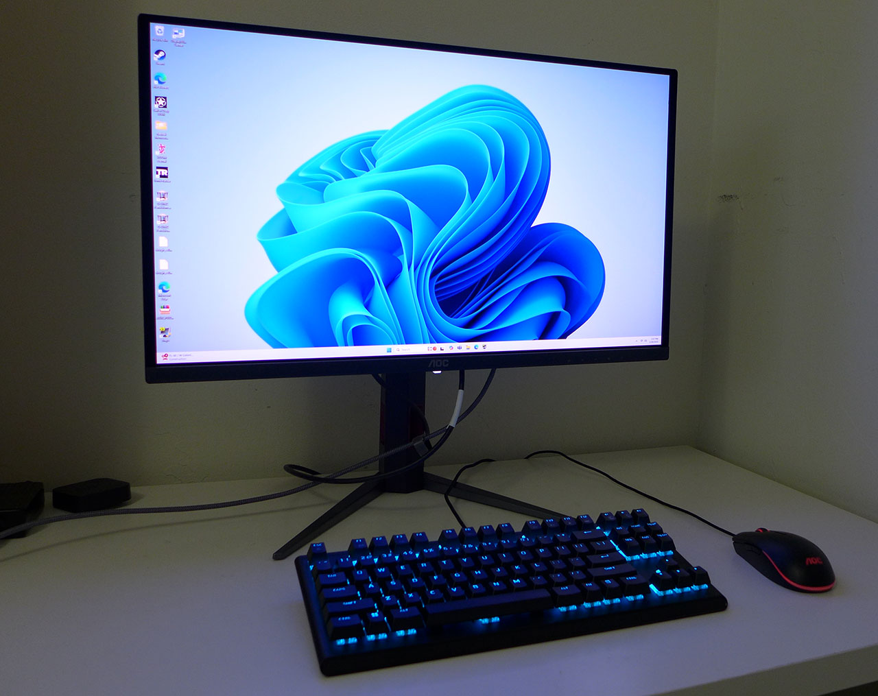 AOC Q27G4ZD
