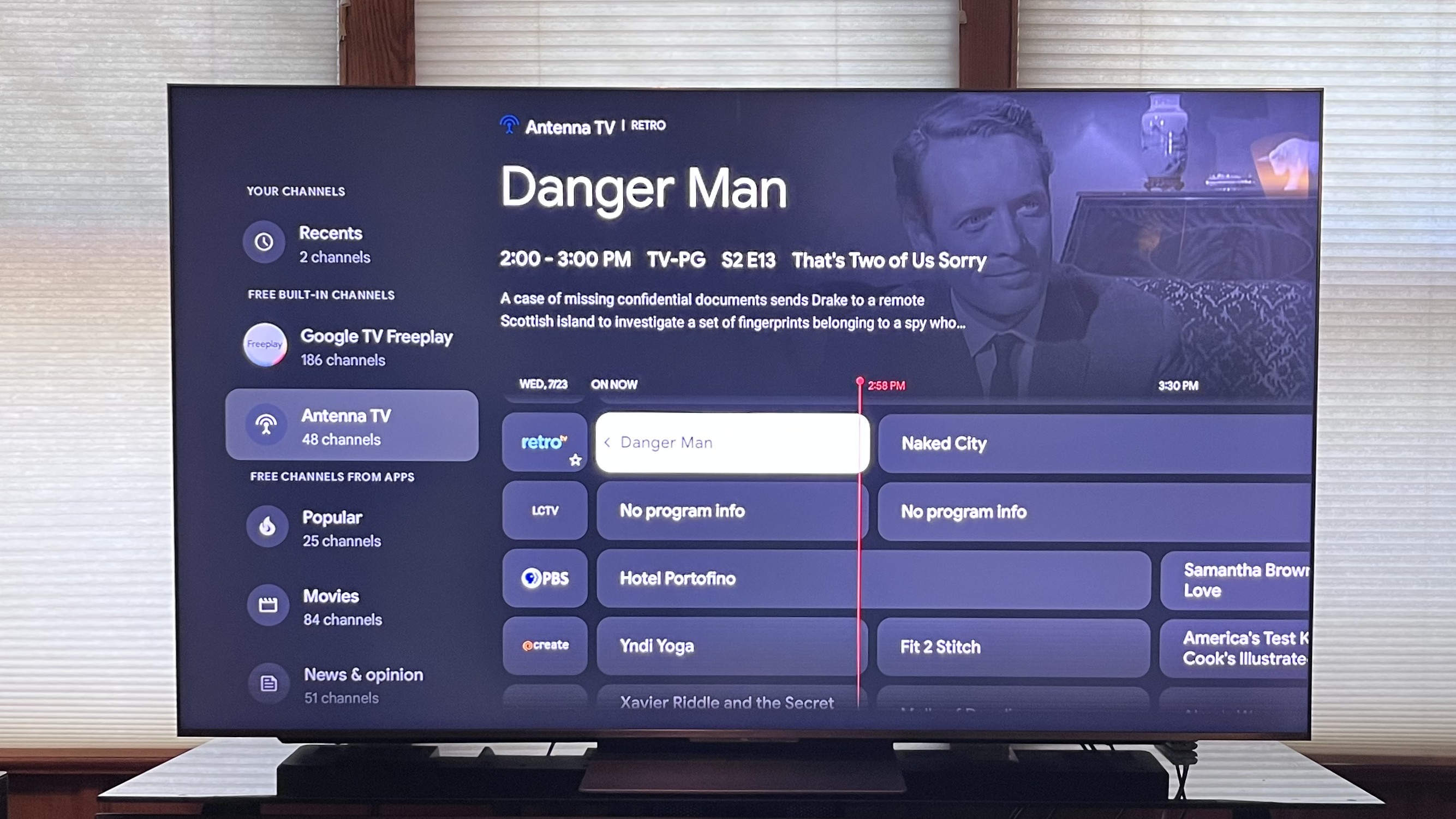 TCL QM8K Google TV screens