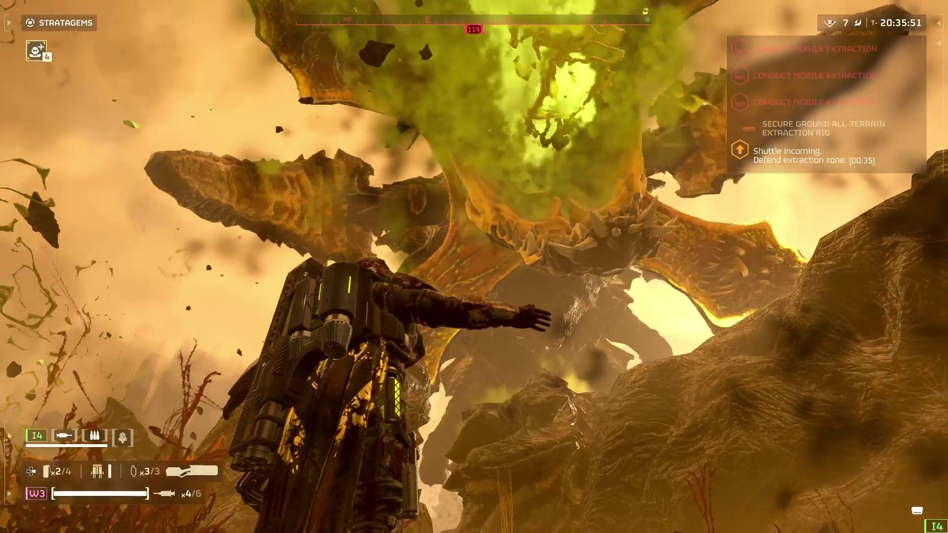 Helldivers 2 Hive Lord spraying bile on helldiver with arms wide