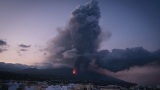 Mount Cumbre Vieja continues to erupt as seen from Los Llanos de Aridane on the Canary island of La Palma on Sept. 24, 2021.
