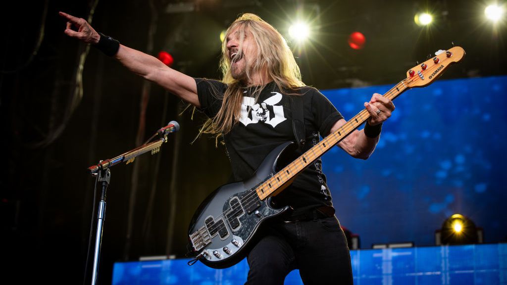 Megadeth bassist James LoMenzo playing live